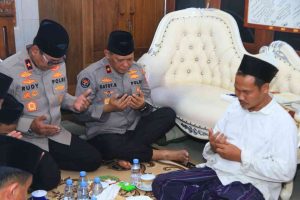 Pemilu Aman dan Damai, Gus Baha’ Apresiasi  Kinerja Polri