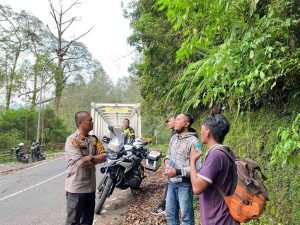 Pastikan Arus Mudik Lancar,  Kapolres Mojokerto Pantau Jalur Ekstrem Mojokerto – Batu