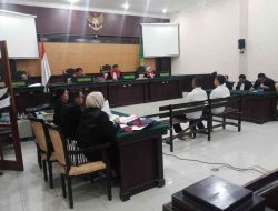 Agenda Replik Persidangan Perusakan Gembok, JPU Tetap Pada Dakwaan, Penasihat Hukum Tetap Pada Pledoi