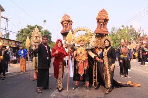Meriahkan HUT Kemerdekaan RI, Kutorejo Gelar Karnaval Budaya