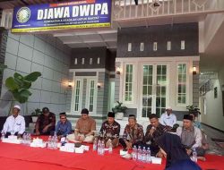 Diskusi Kerakyatan Dengan Cawabup Gus Dulloh, Hadi Purwanto Pertanyakan Sikap Keberanian Gus Dulloh Kritik Kebijakan Bupati.