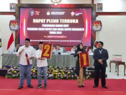 Pengundian No. Urut Oleh KPU Mojokerto, Paslon Idola No.1 Dan Paslon Mubarok No. 2