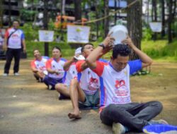 Semarak HUT RI ke-80, HIPMI dan PWI Mojokerto Gelar Lomba Seru Dan Unik di Kawasan Wisata Trawas