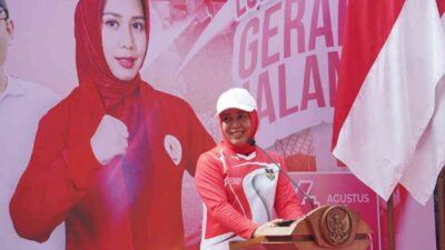 Semangat Kemerdekaan Warnai Gerak Jalan Mojokerto, Wali Kota: Momentum Syukur dan Edukasi Hidup Sehat