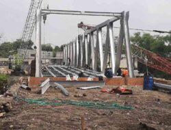 Pembangunan Jembatan Lebaksono Hampir Rampung, Kades Lebaksono : Akses Ekonomi Warga Mojokerto Kian Terbuka