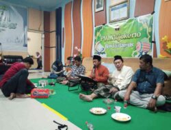 Malam Ke-14 Ramadan, PWI Mojokerto Raya Tingkatkan Ibadah Lewat Tarawih dan Tadarus di Sekretariat