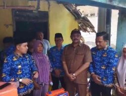 Bupati Mojokerto Tinjau RTLH di Pungging, Beri Bantuan Pendidikan untuk Anak Putus Sekolah