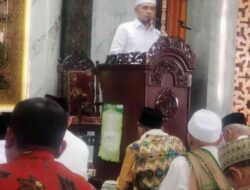 Gus Afif Sampaikan Khutbah Jumat di Masjid Al Azhar Dinoyo, Ajak Jamaah Perkuat Ilmu dan Tanggung Jawab sebagai Pemimpin