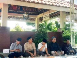 Khotmil Qur’an ke-26 di Makam Eyang Tumenggung Soekarto Widjoyono, Jamaah Diajak Semaangat Istiqomah dan Hormati Jasa Leluhur.