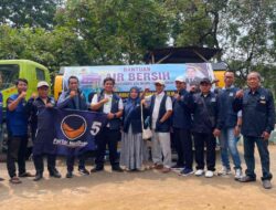 NasDem Mojokerto Salurkan 10 Tangki Air Bersih untuk Warga Terdampak Kekeringan