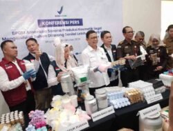 BPOM Ungkap Pabrik Kosmetik Ilegal di Mojokerto, Sita Produk dan Bahan Baku Senilai Rp16,17 Miliar
